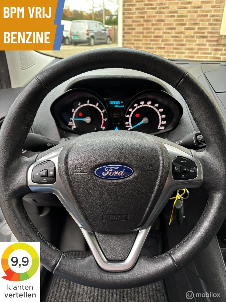 Hoofdafbeelding Ford Transit Courier