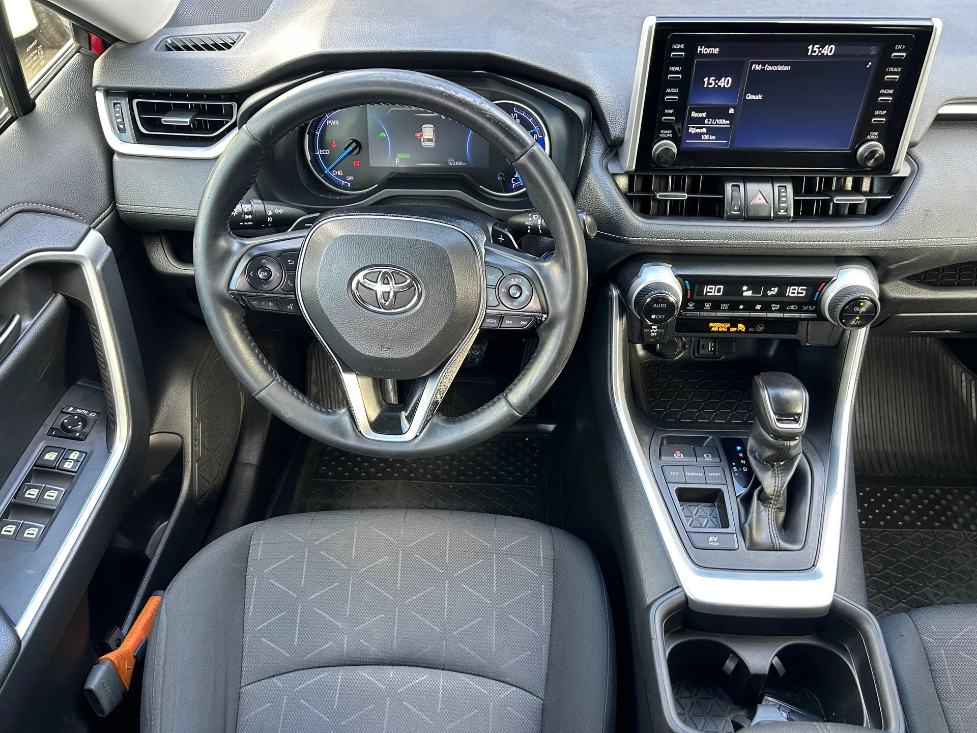 Hoofdafbeelding Toyota RAV4