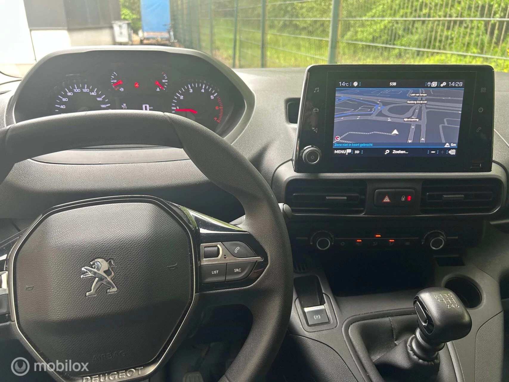 Hoofdafbeelding Peugeot Partner