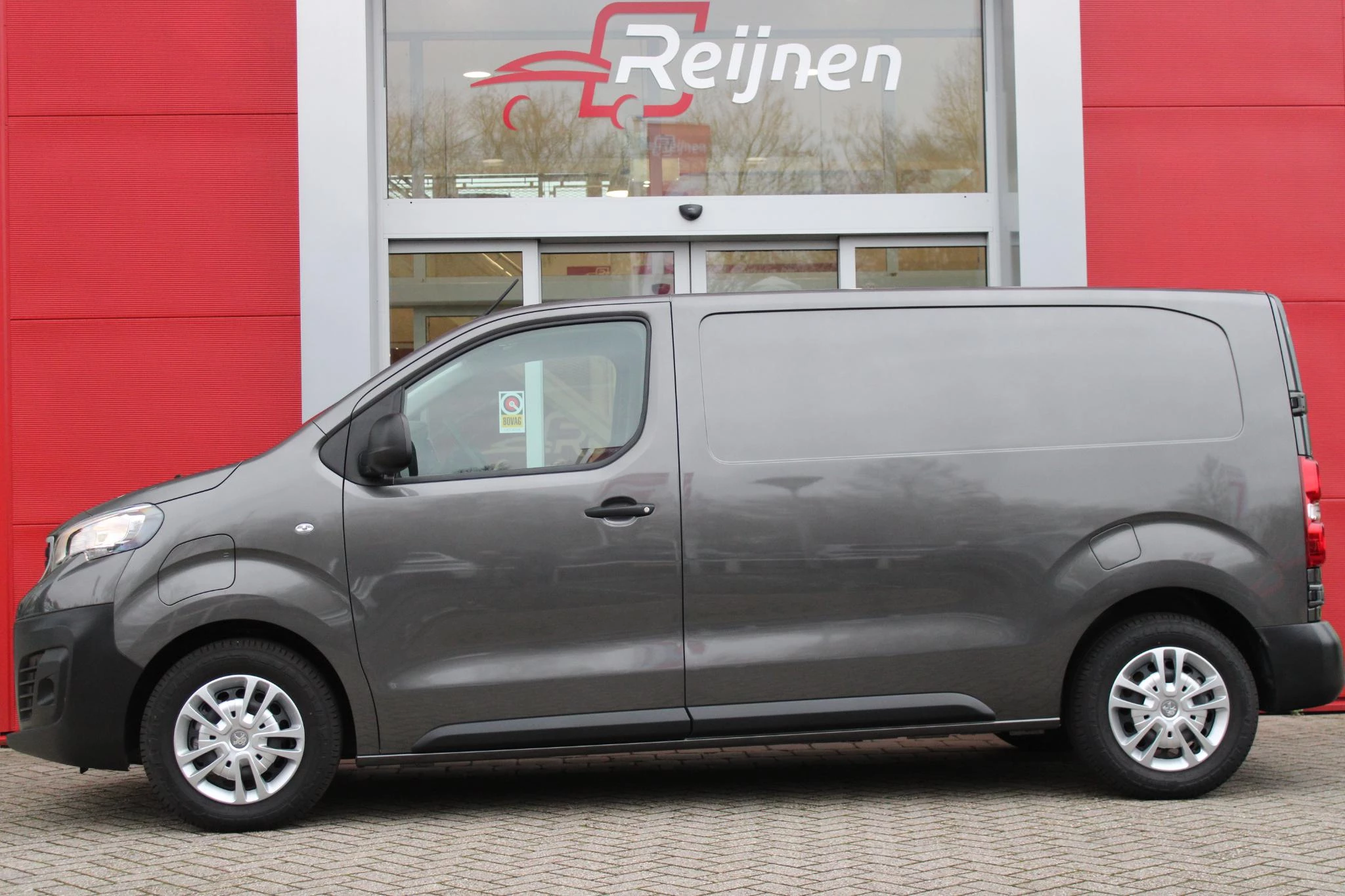 Hoofdafbeelding Peugeot e-Expert