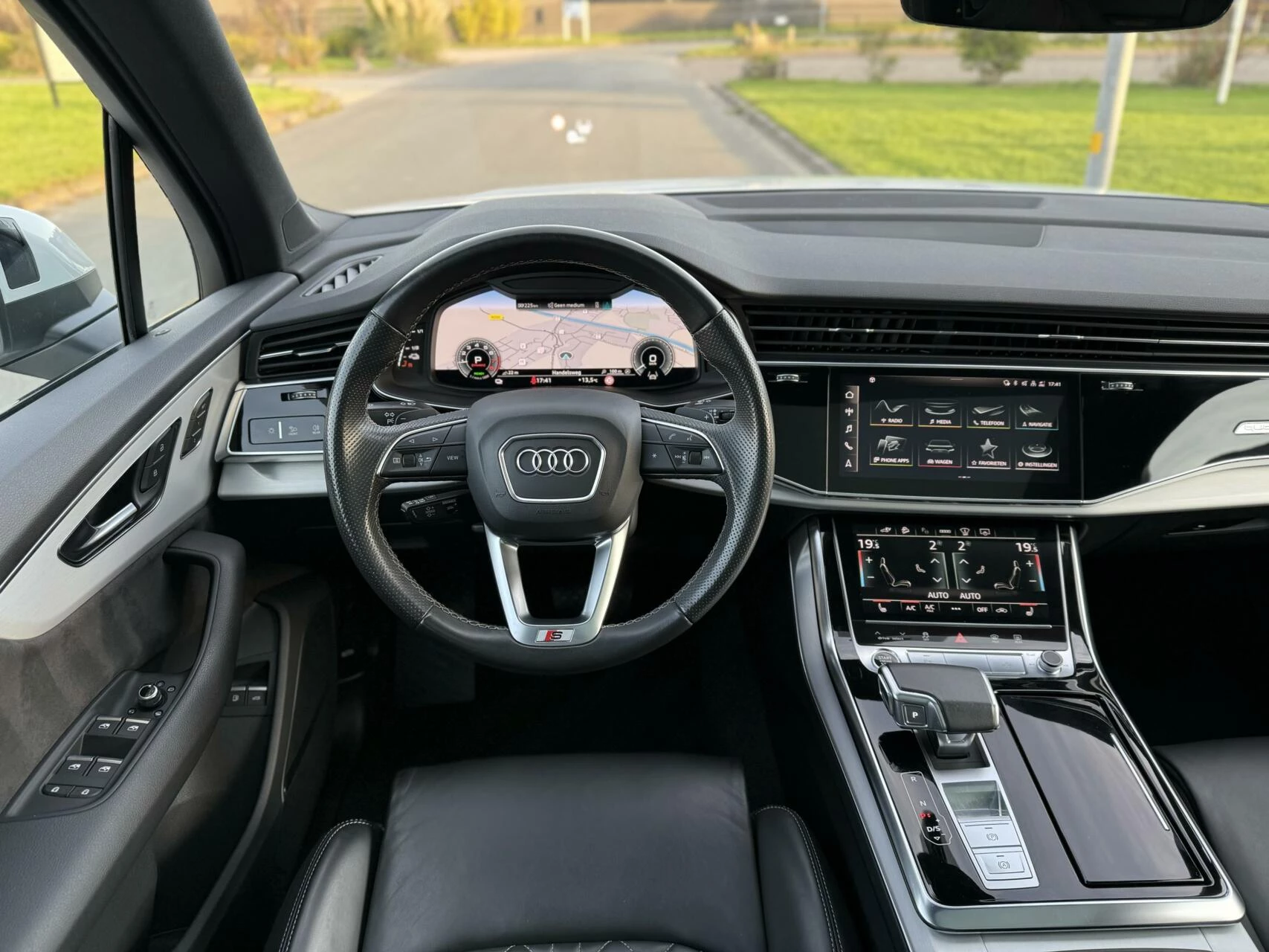 Hoofdafbeelding Audi Q7