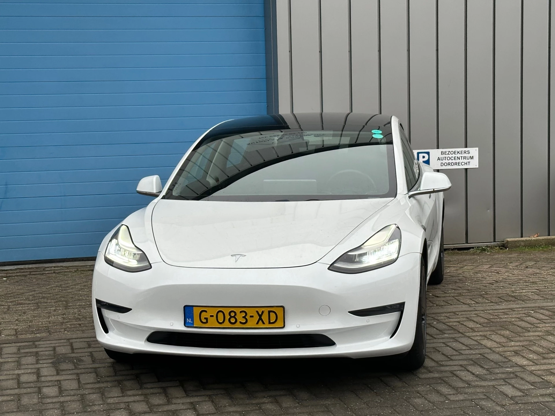 Hoofdafbeelding Tesla Model 3