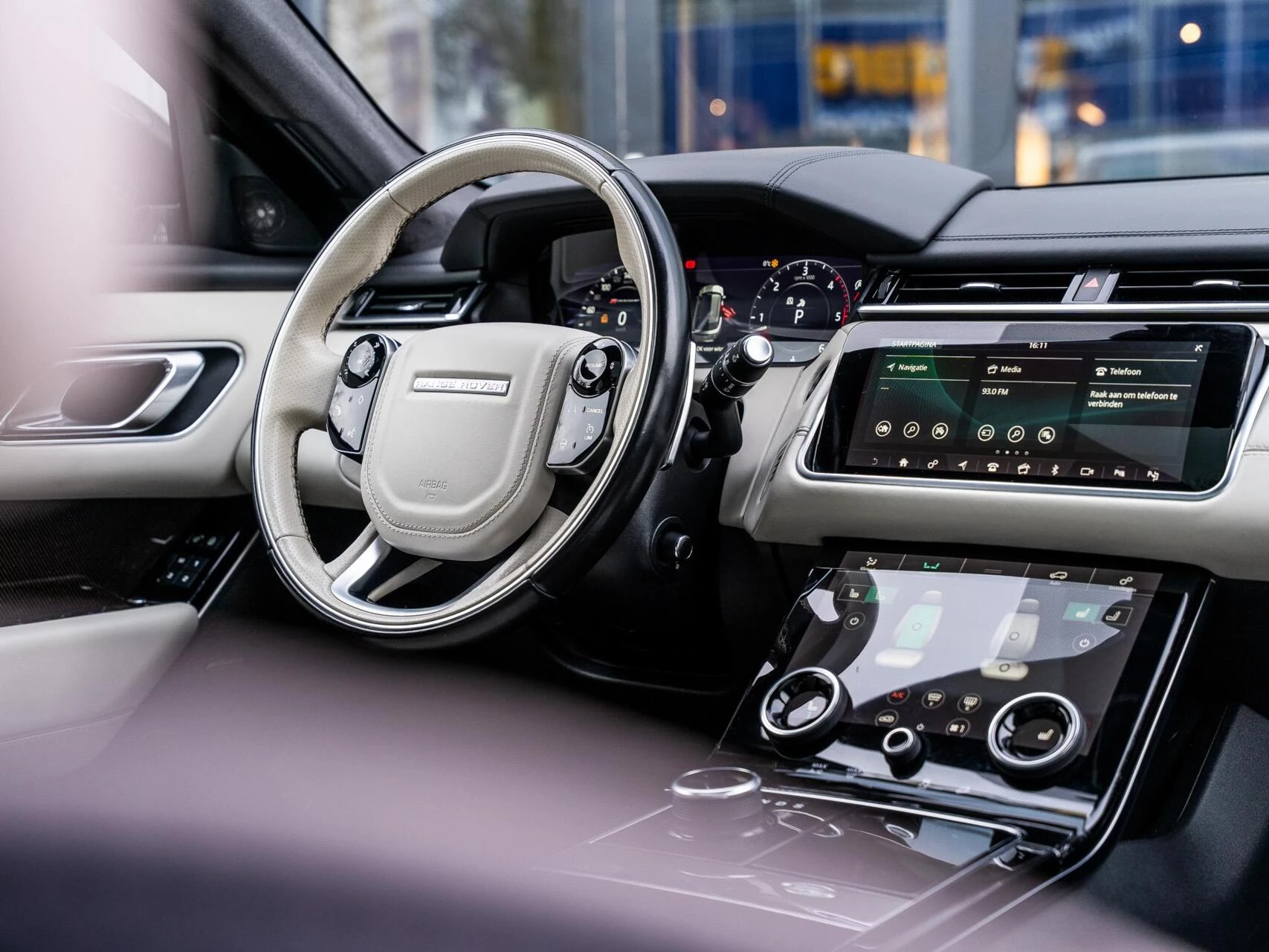 Hoofdafbeelding Land Rover Range Rover Velar