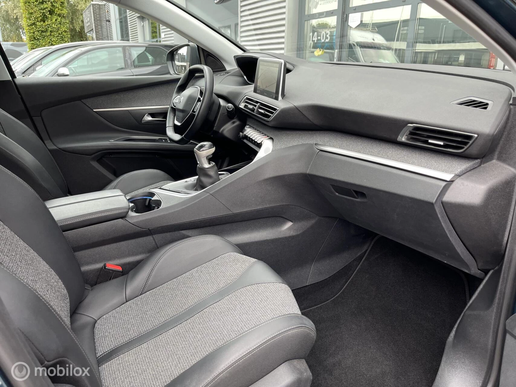 Hoofdafbeelding Peugeot 5008