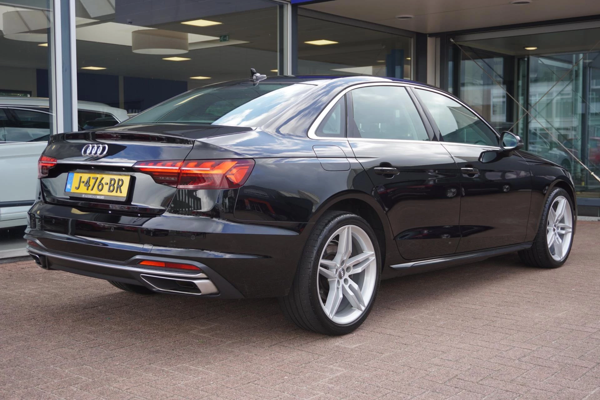 Hoofdafbeelding Audi A4