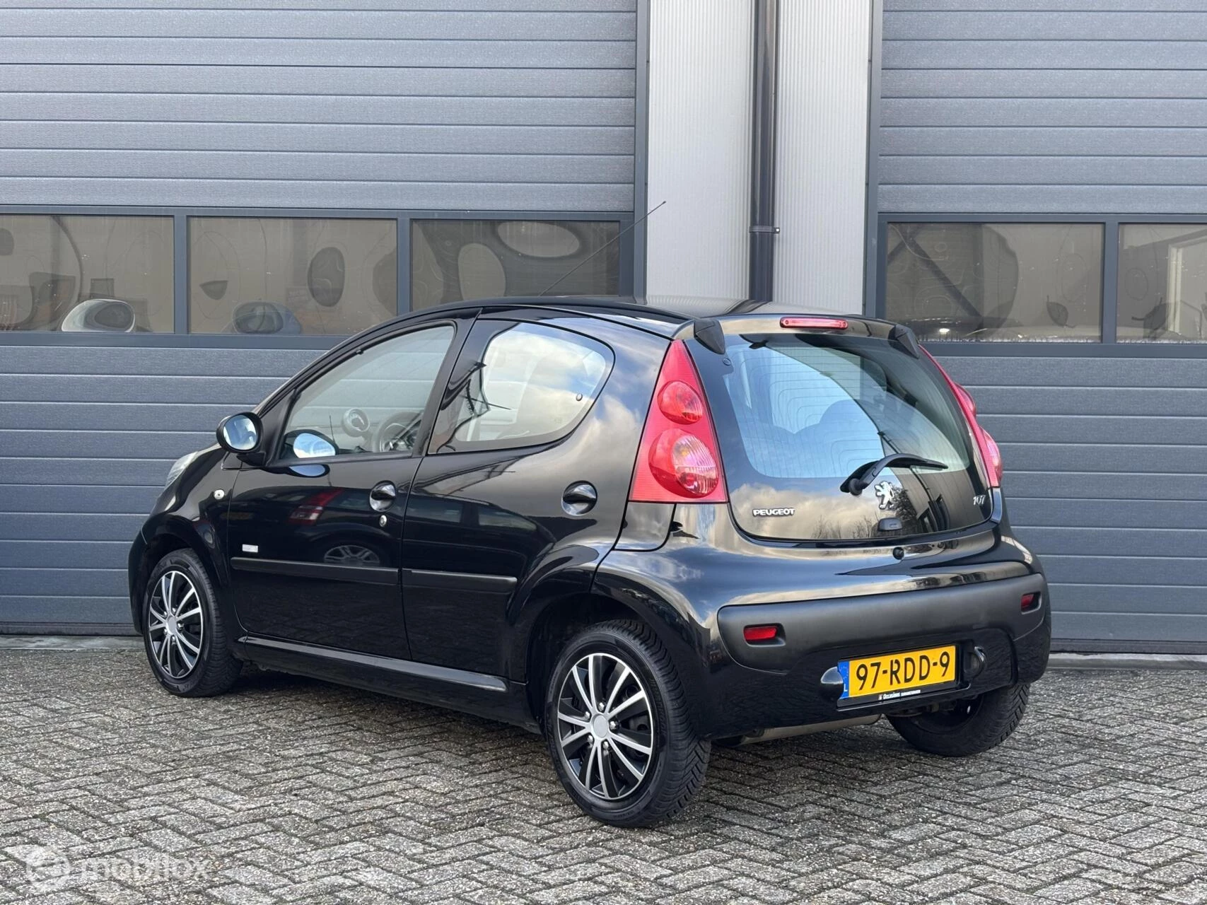 Hoofdafbeelding Peugeot 107
