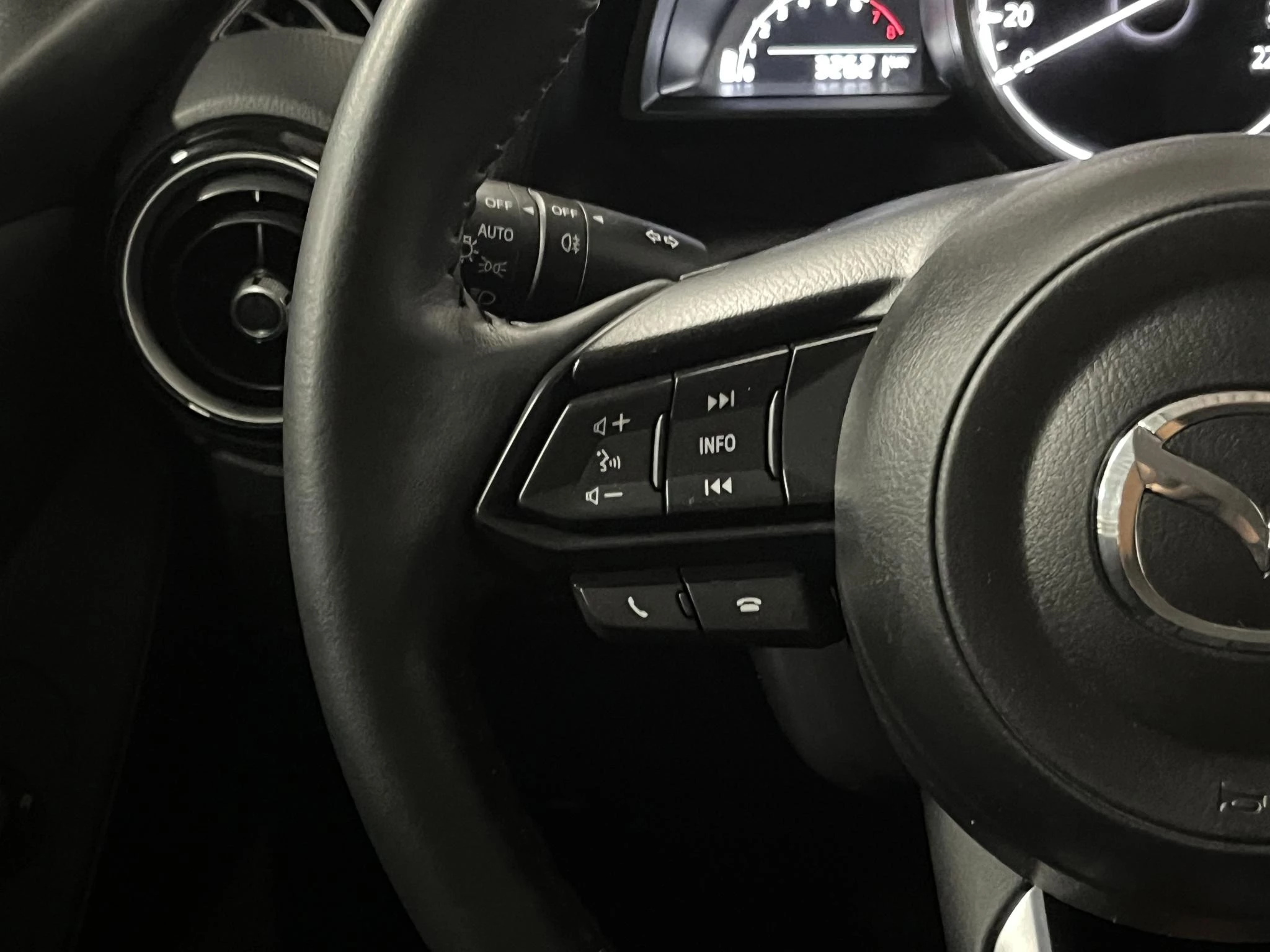 Hoofdafbeelding Mazda 2