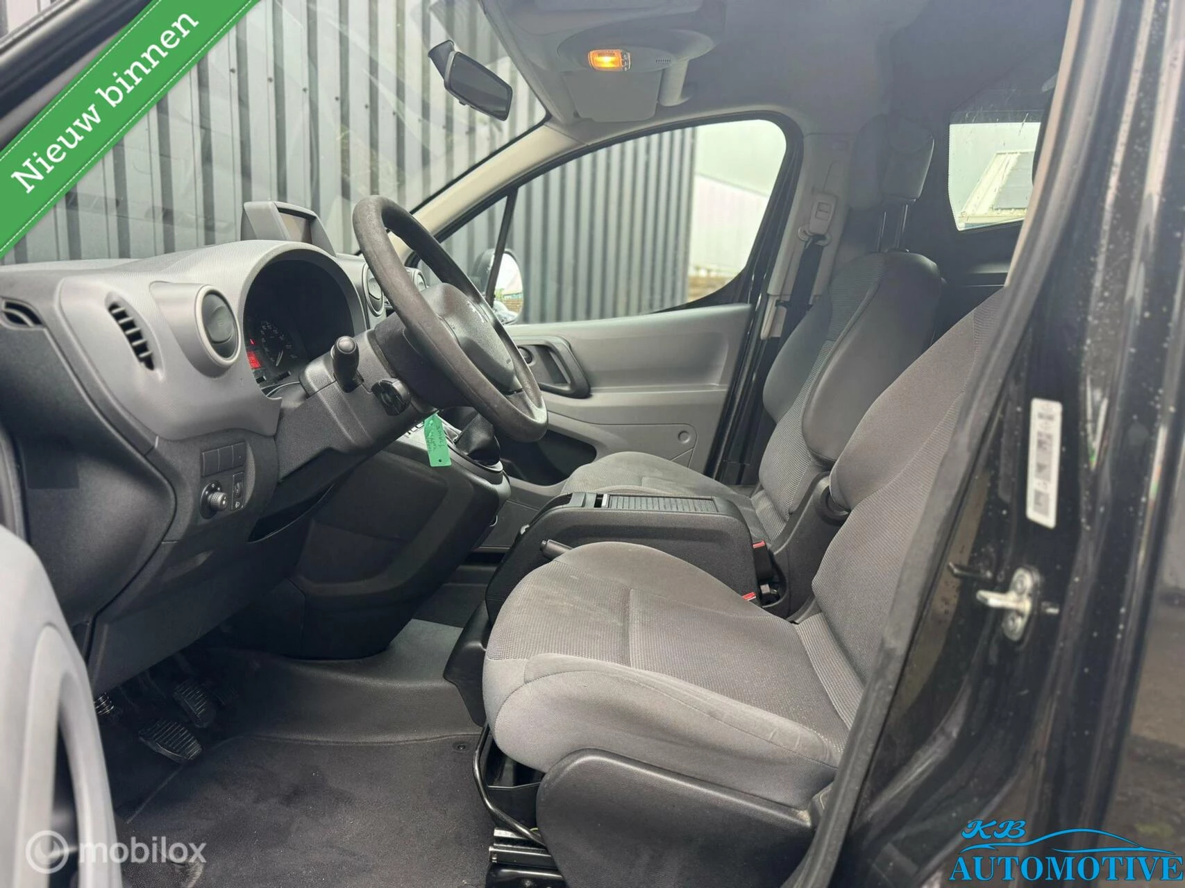 Hoofdafbeelding Peugeot Partner