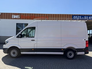 MAN TGE 35 2.0 140pk Standaard automaat L2H2 Hoog / vaste prijs rijklaar € 24.950 ex btw / lease vanaf € 407 / airco / cruise / navi / camera / euro 6 / bpm vrij / imperial + trap / trekhaak !