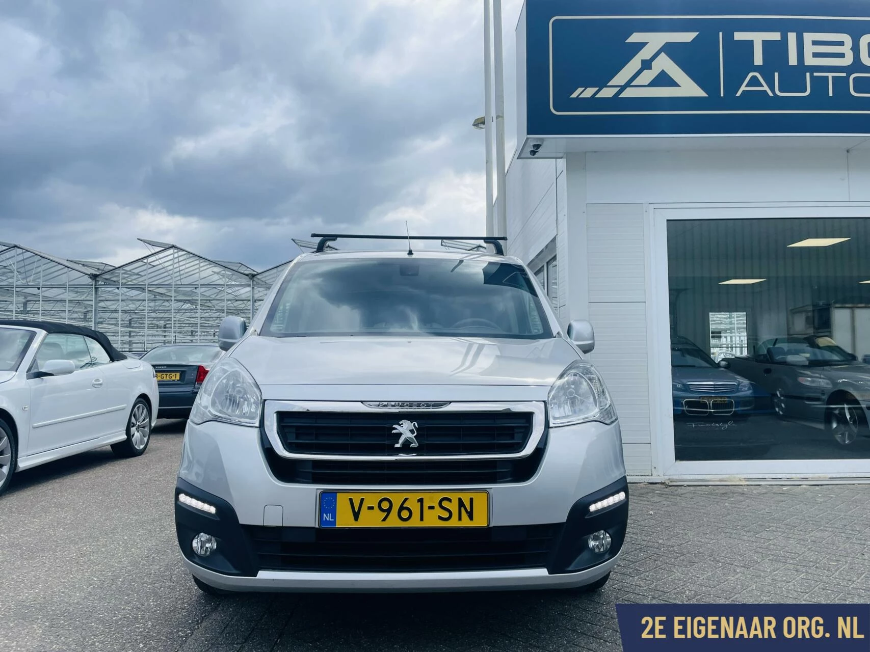 Hoofdafbeelding Peugeot Partner
