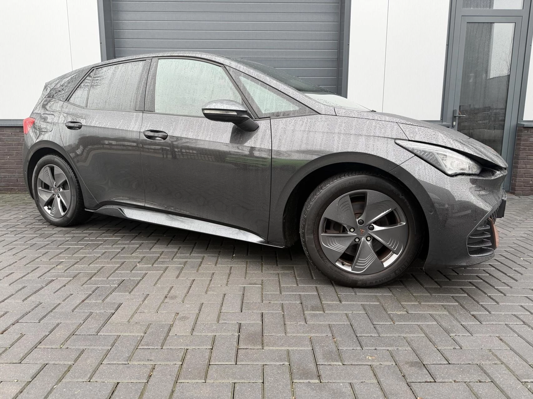 Hoofdafbeelding CUPRA Born