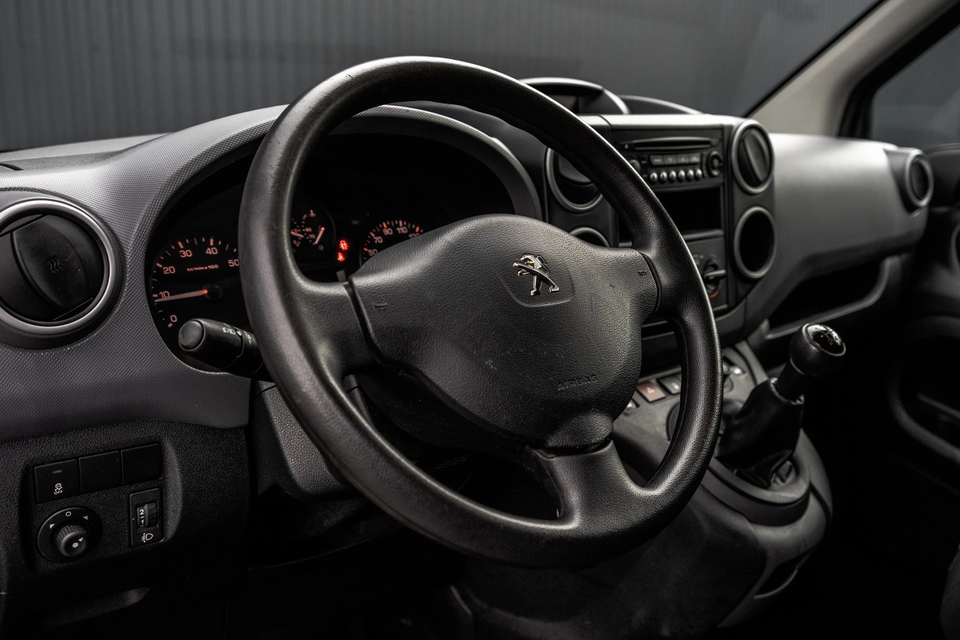 Hoofdafbeelding Peugeot Partner