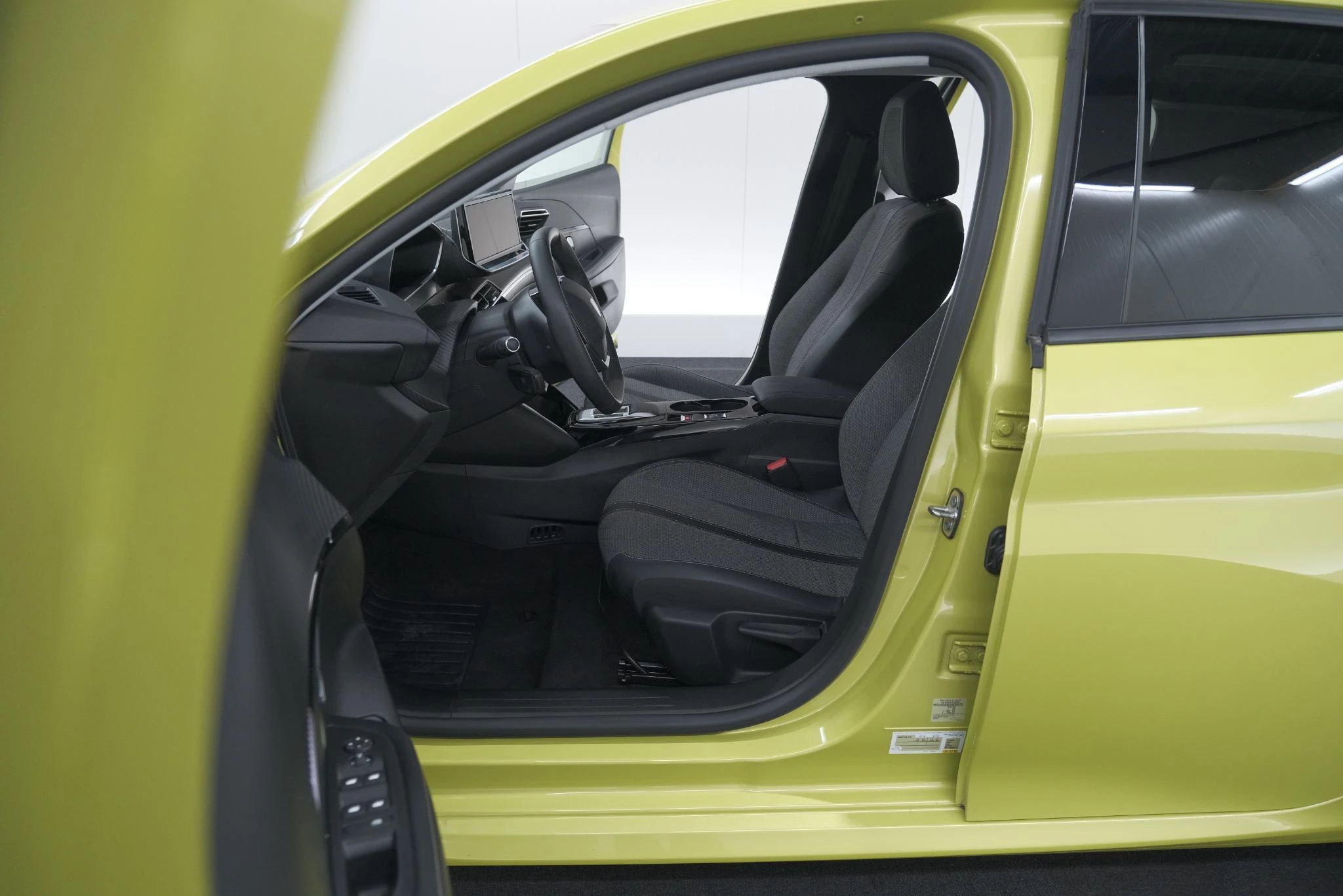 Hoofdafbeelding Peugeot e-208