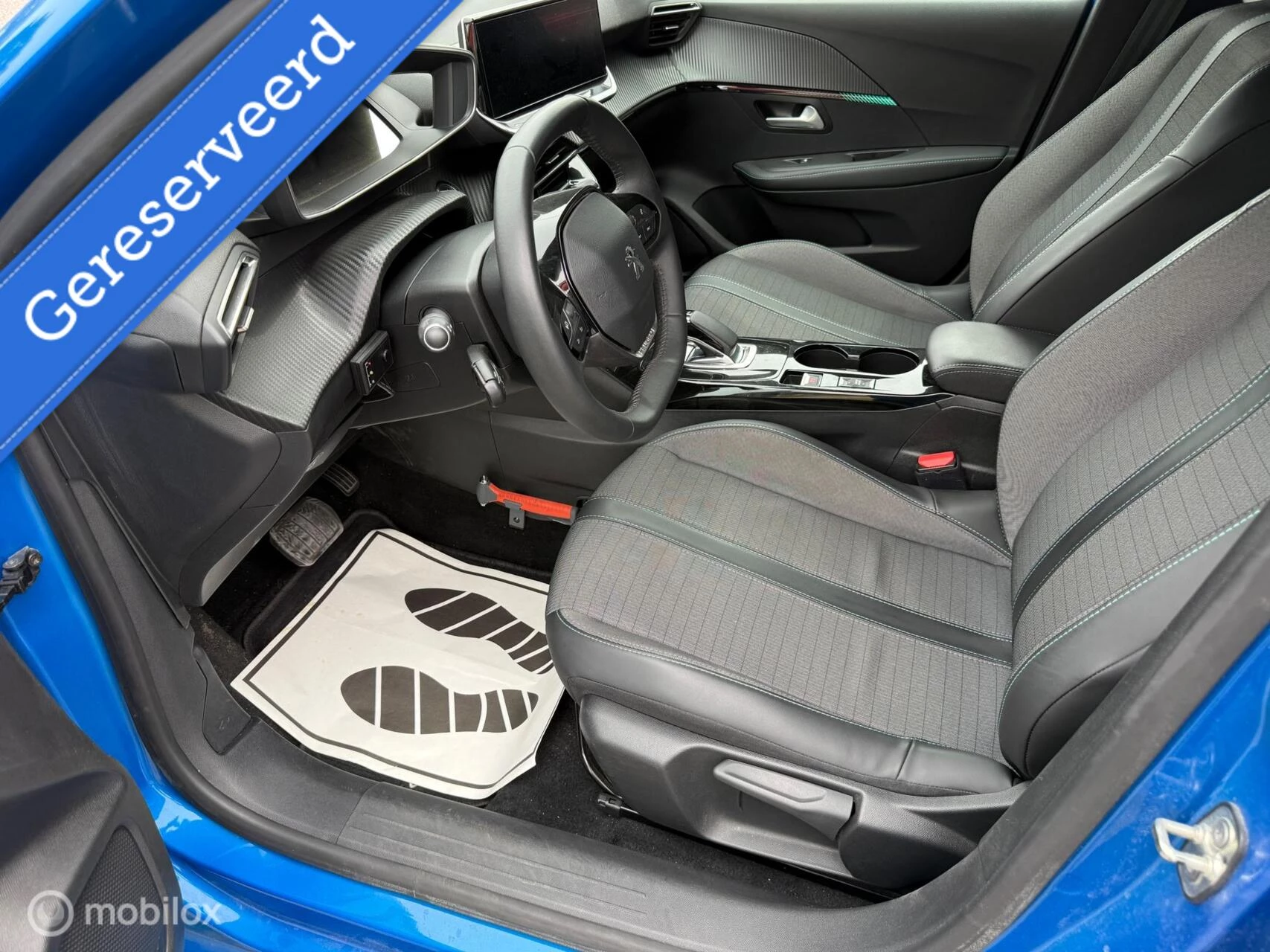 Hoofdafbeelding Peugeot e-208