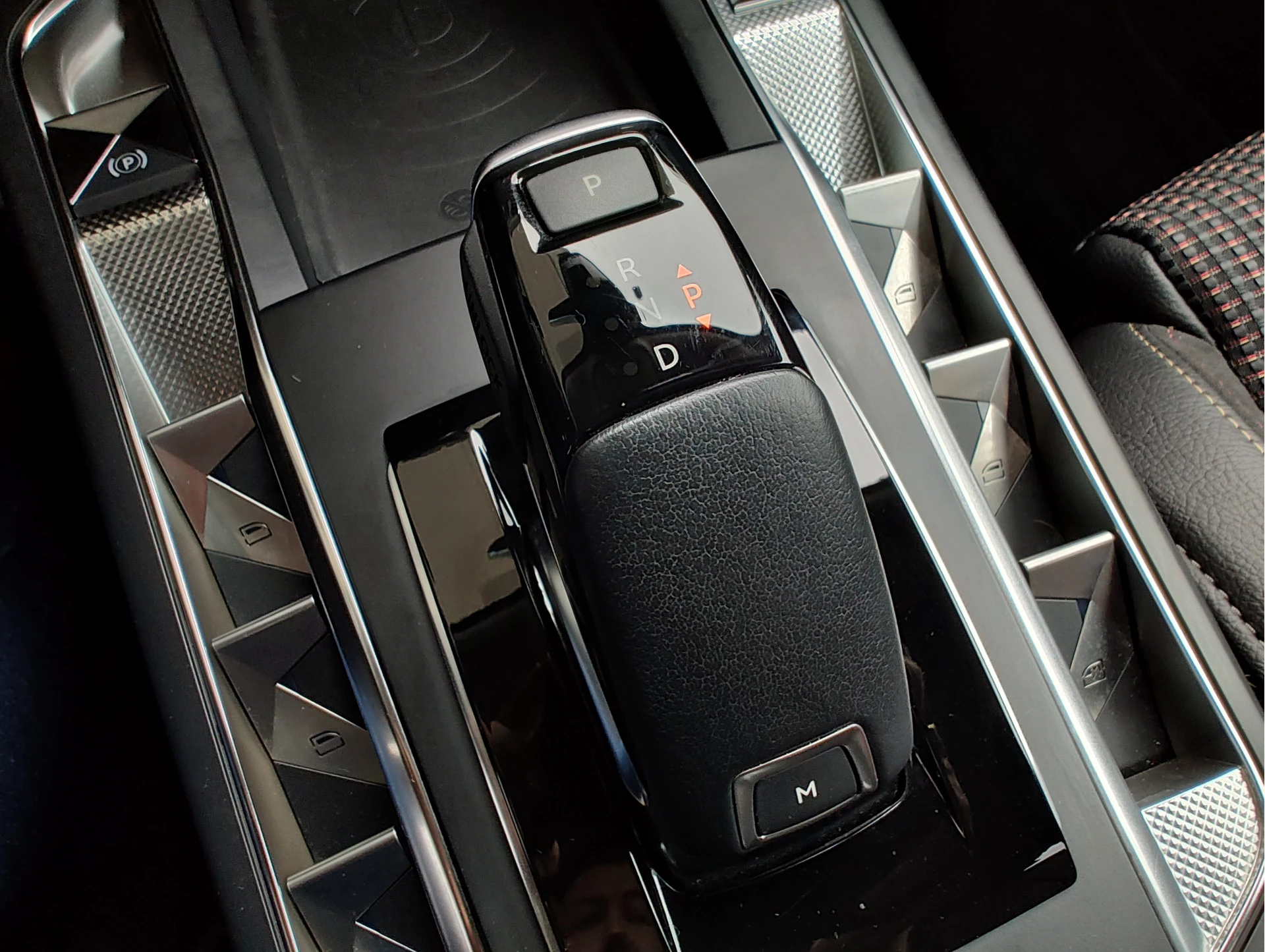 Hoofdafbeelding DS DS 3