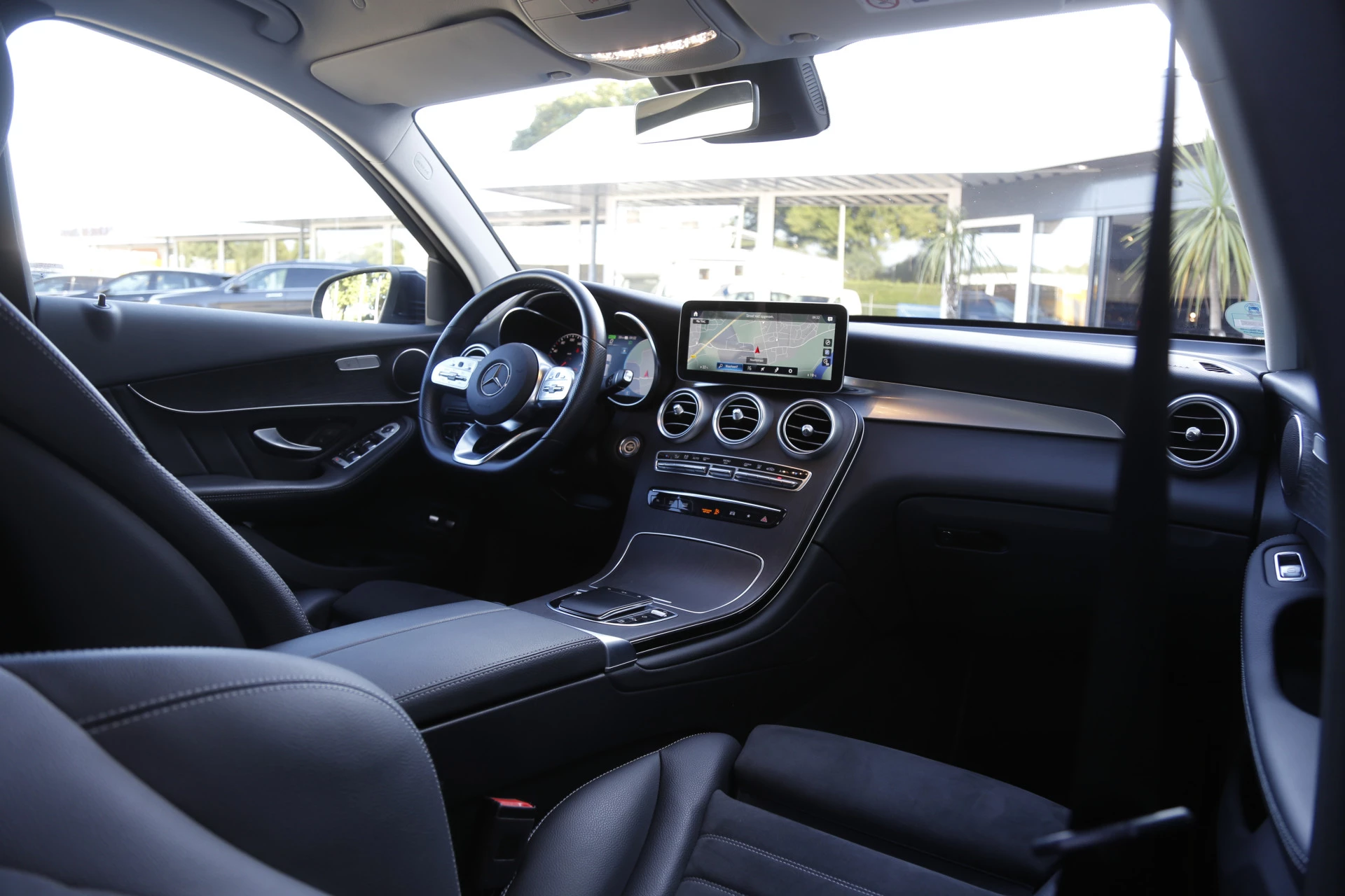 Hoofdafbeelding Mercedes-Benz GLC