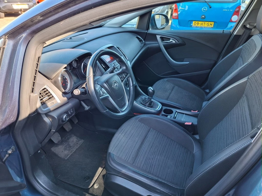 Hoofdafbeelding Opel Astra