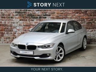 BMW 3 Serie Sedan 320i Executive Automaat / Navigatie Professional / Xenon / Sportstoelen / Climate Control / 18 Inch / Parkeersensoren / Cruise Control / Bluetooth / Lichtpakket