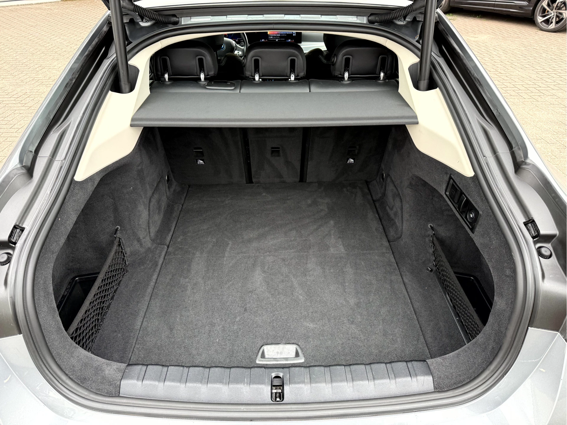 Hoofdafbeelding BMW i4