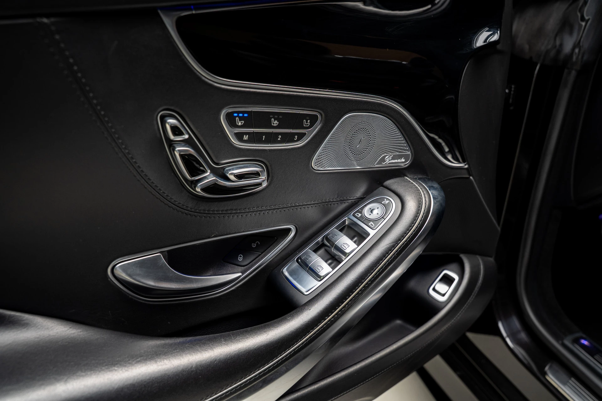 Hoofdafbeelding Mercedes-Benz S-Klasse