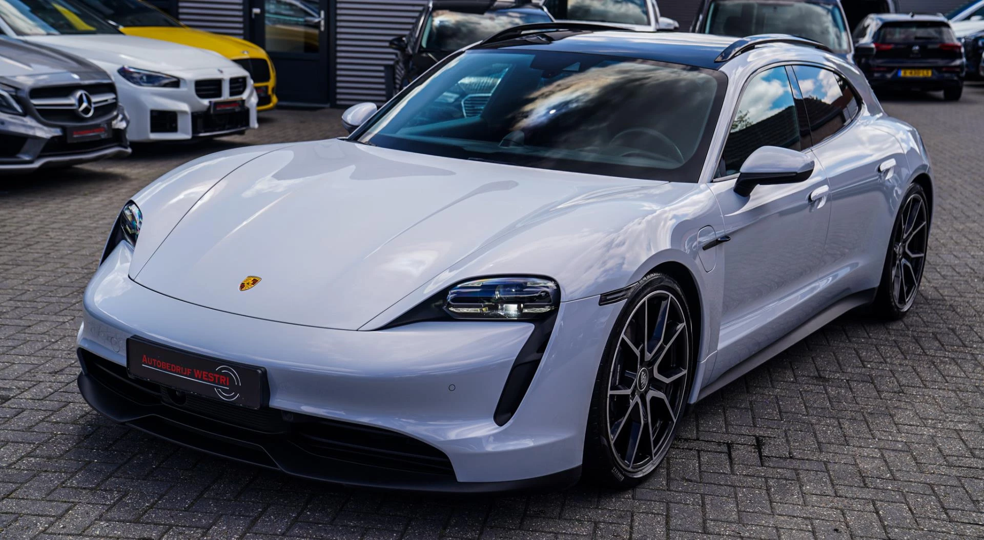 Hoofdafbeelding Porsche Taycan