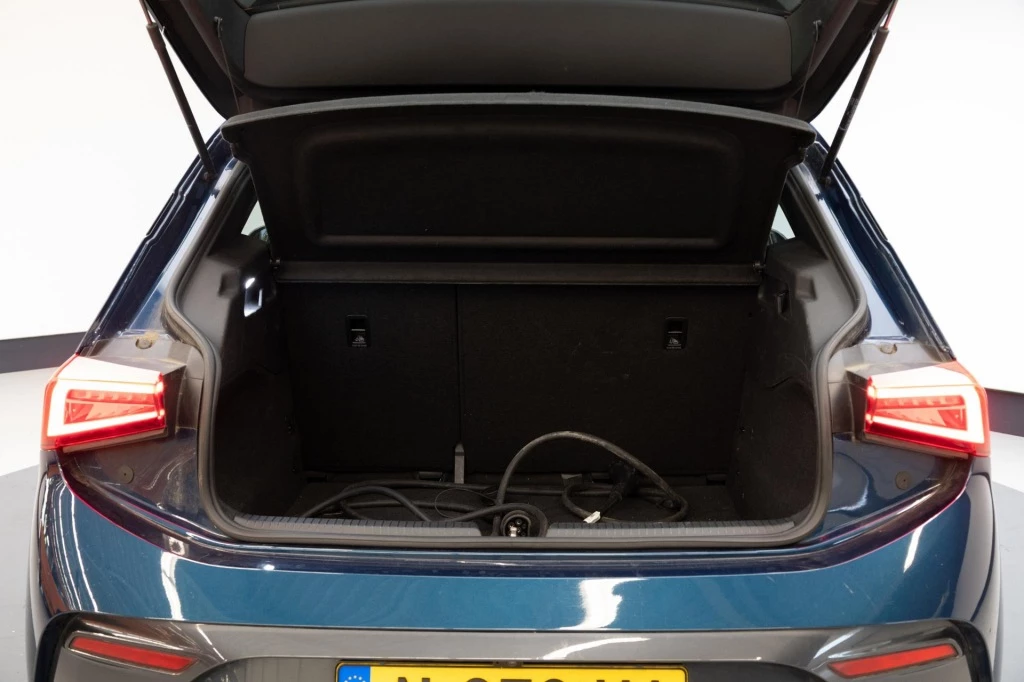 Hoofdafbeelding CUPRA Born