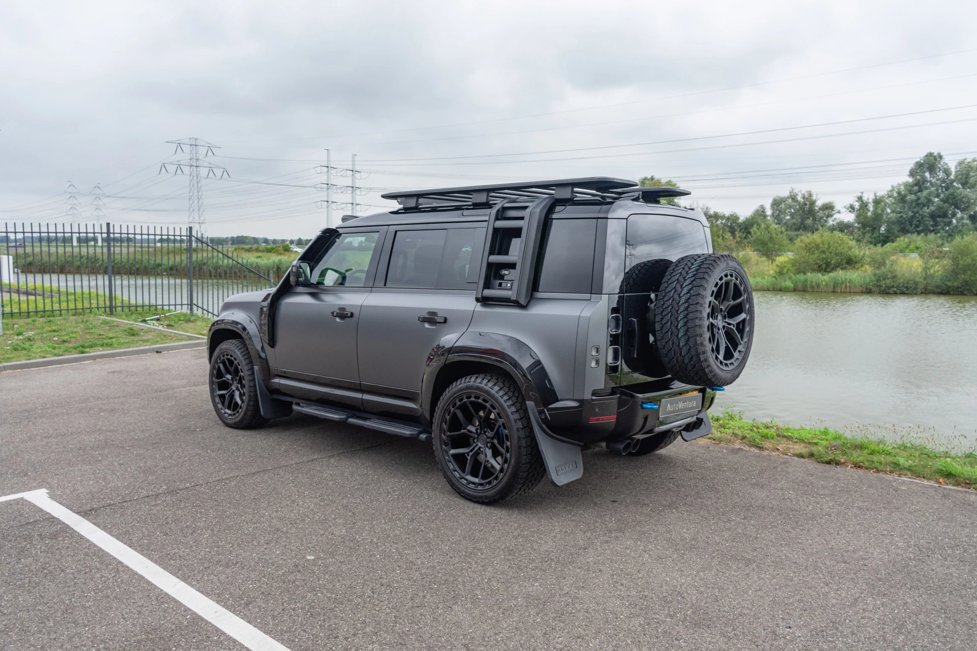 Hoofdafbeelding Land Rover Defender