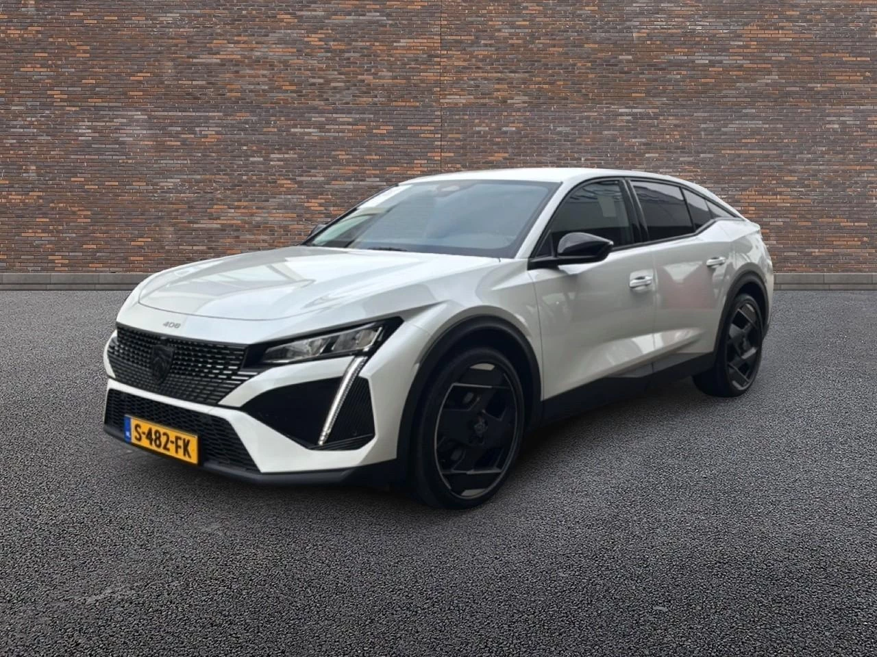 Hoofdafbeelding Peugeot 408