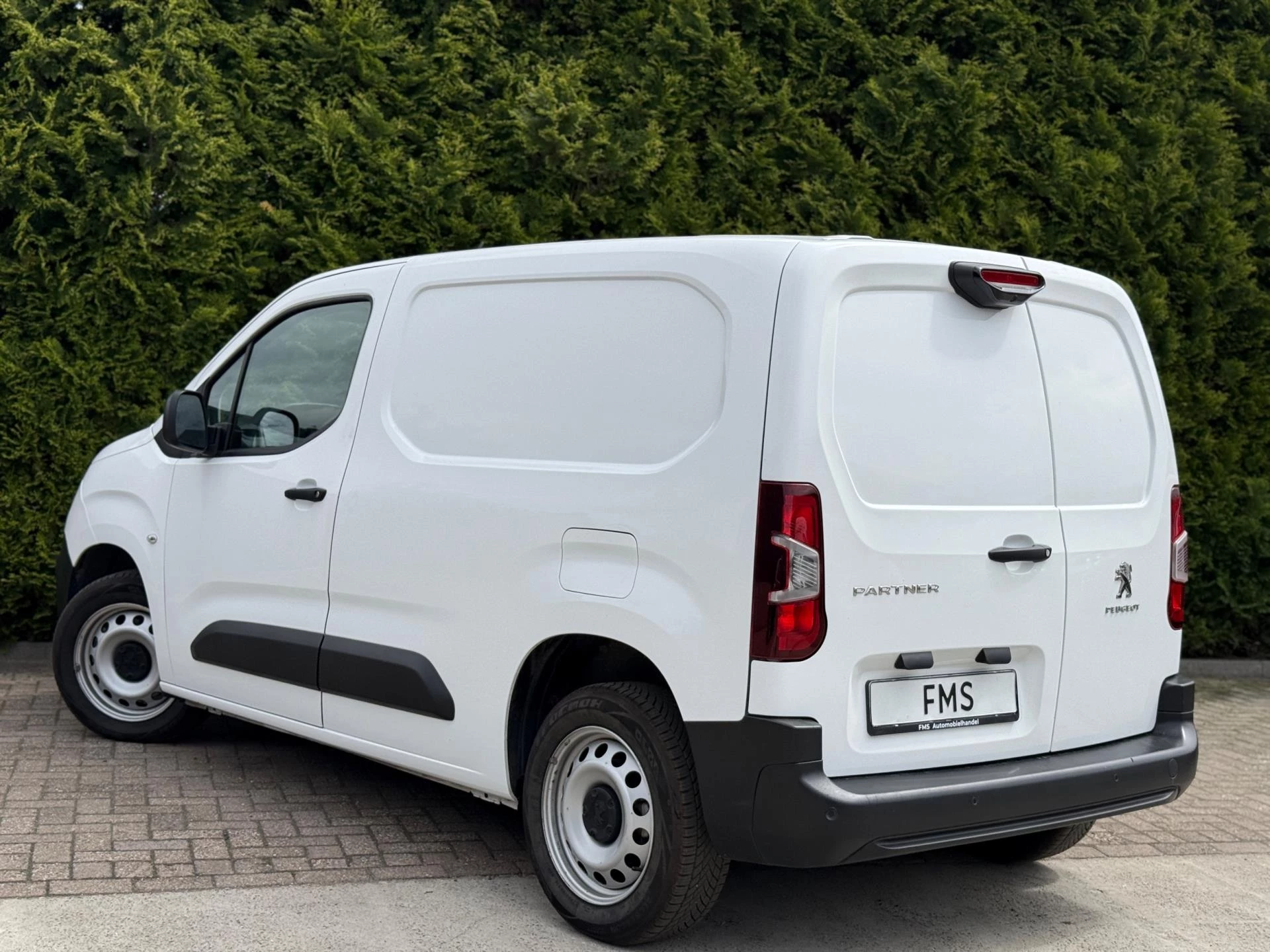 Hoofdafbeelding Peugeot Partner
