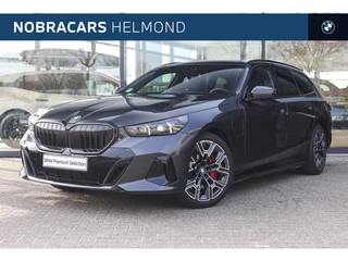 BMW 5 Serie Touring 550e xDrive M Sport Automaat / Trekhaak / Panoramadak / Comfort Access / Bowers & Wilkins / Stoelventilatie / Adaptieve LED  / Parking Assistant Professional