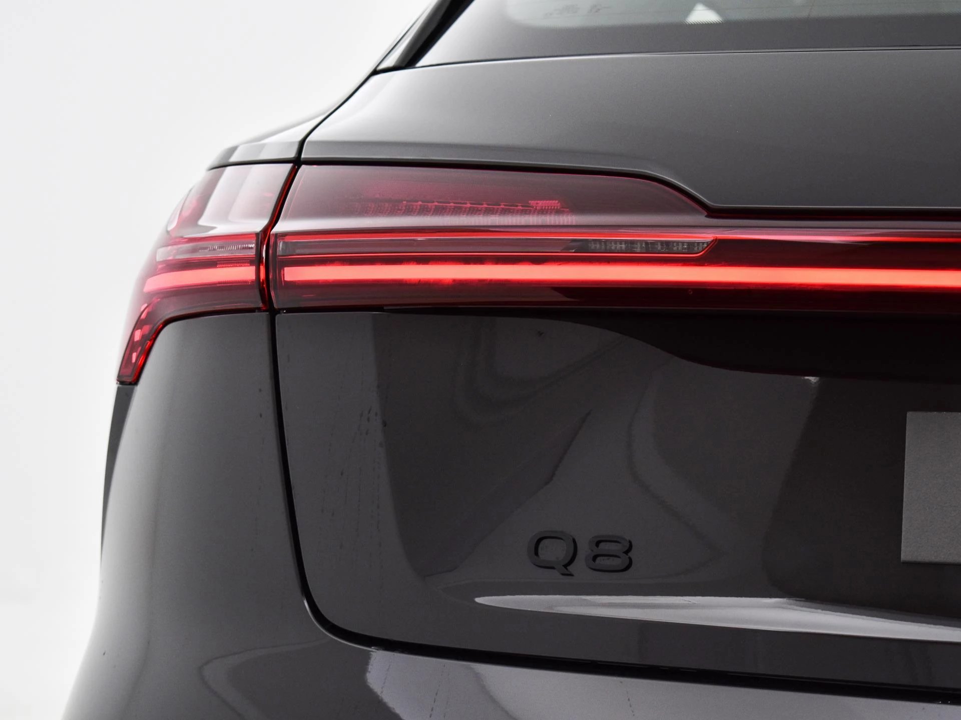 Hoofdafbeelding Audi Q8 e-tron