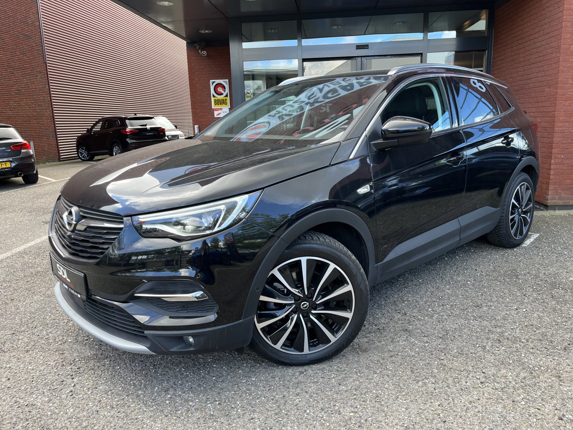Hoofdafbeelding Opel Grandland X