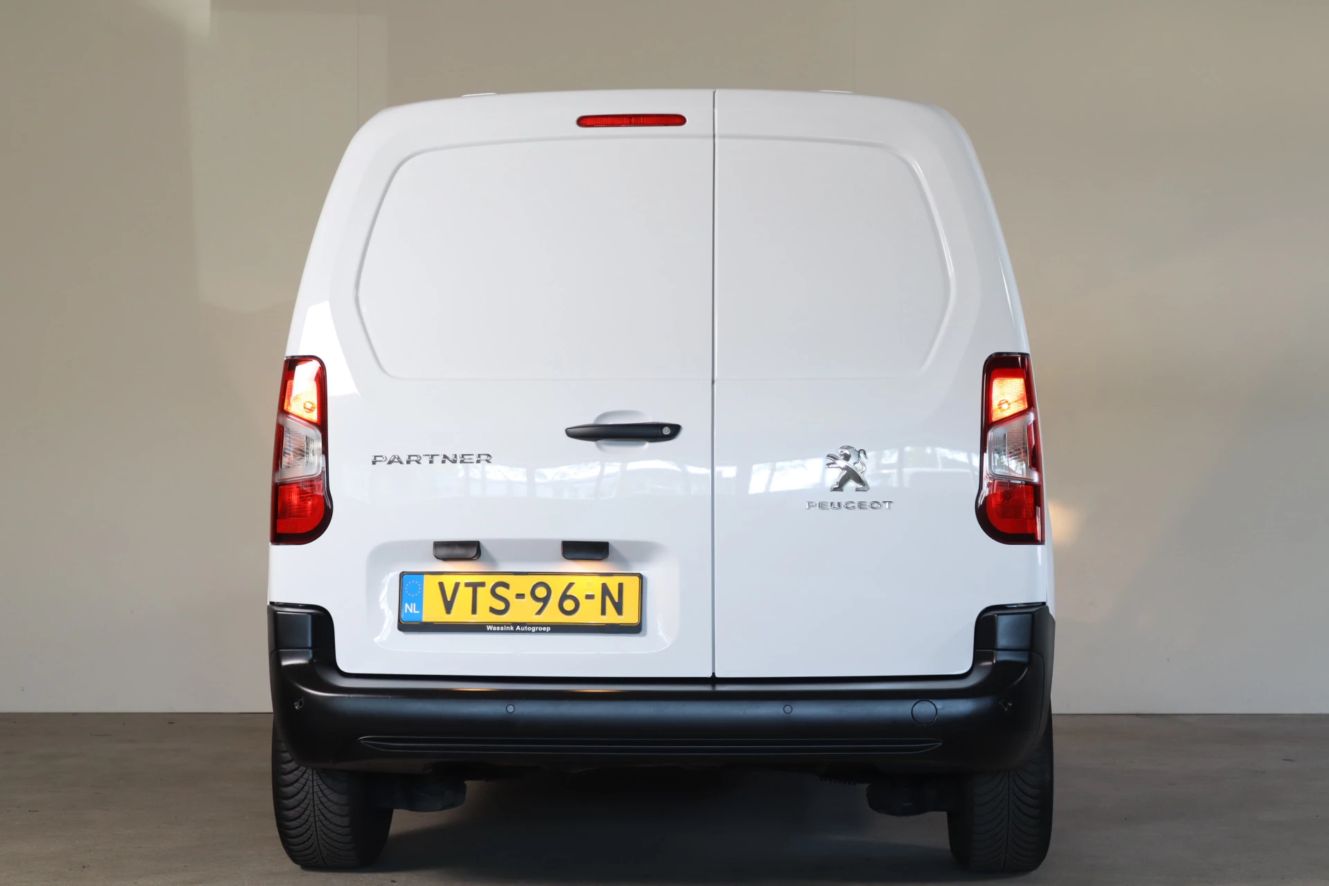 Hoofdafbeelding Peugeot Partner