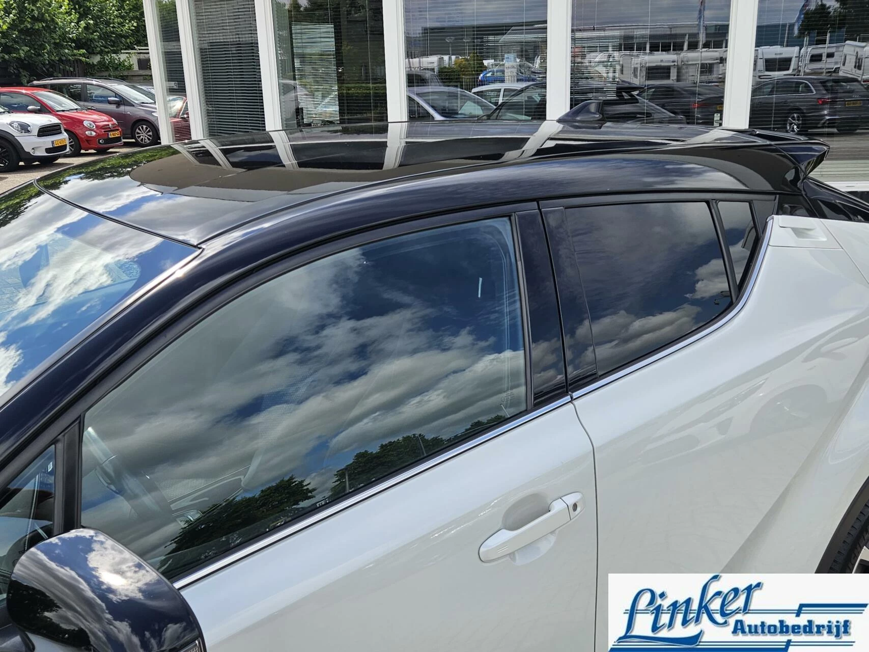 Hoofdafbeelding Toyota C-HR