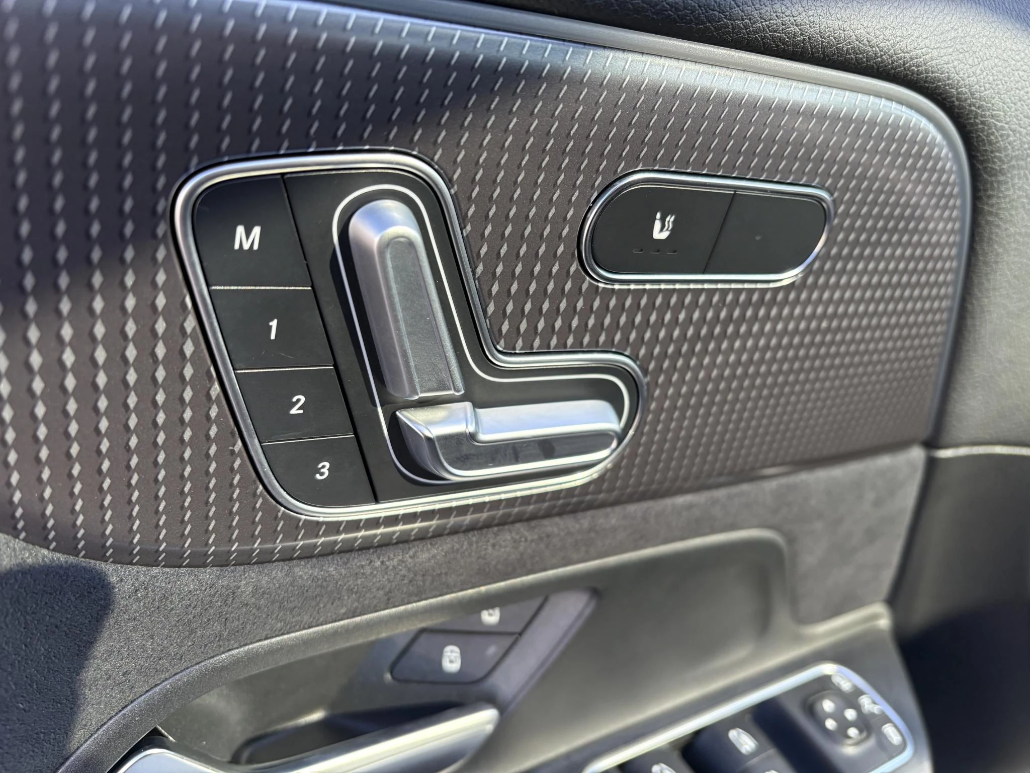 Hoofdafbeelding Mercedes-Benz EQA