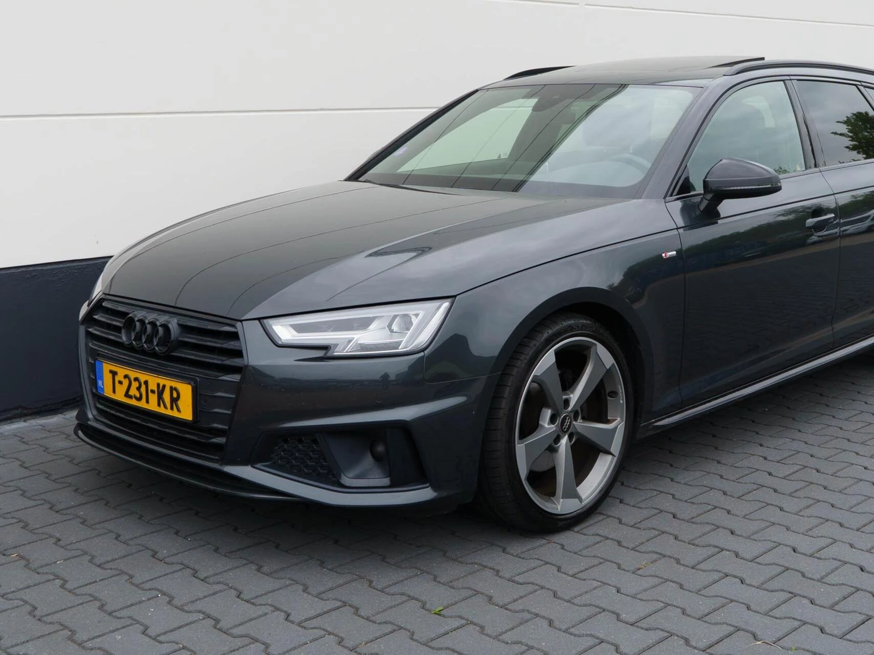 Hoofdafbeelding Audi A4