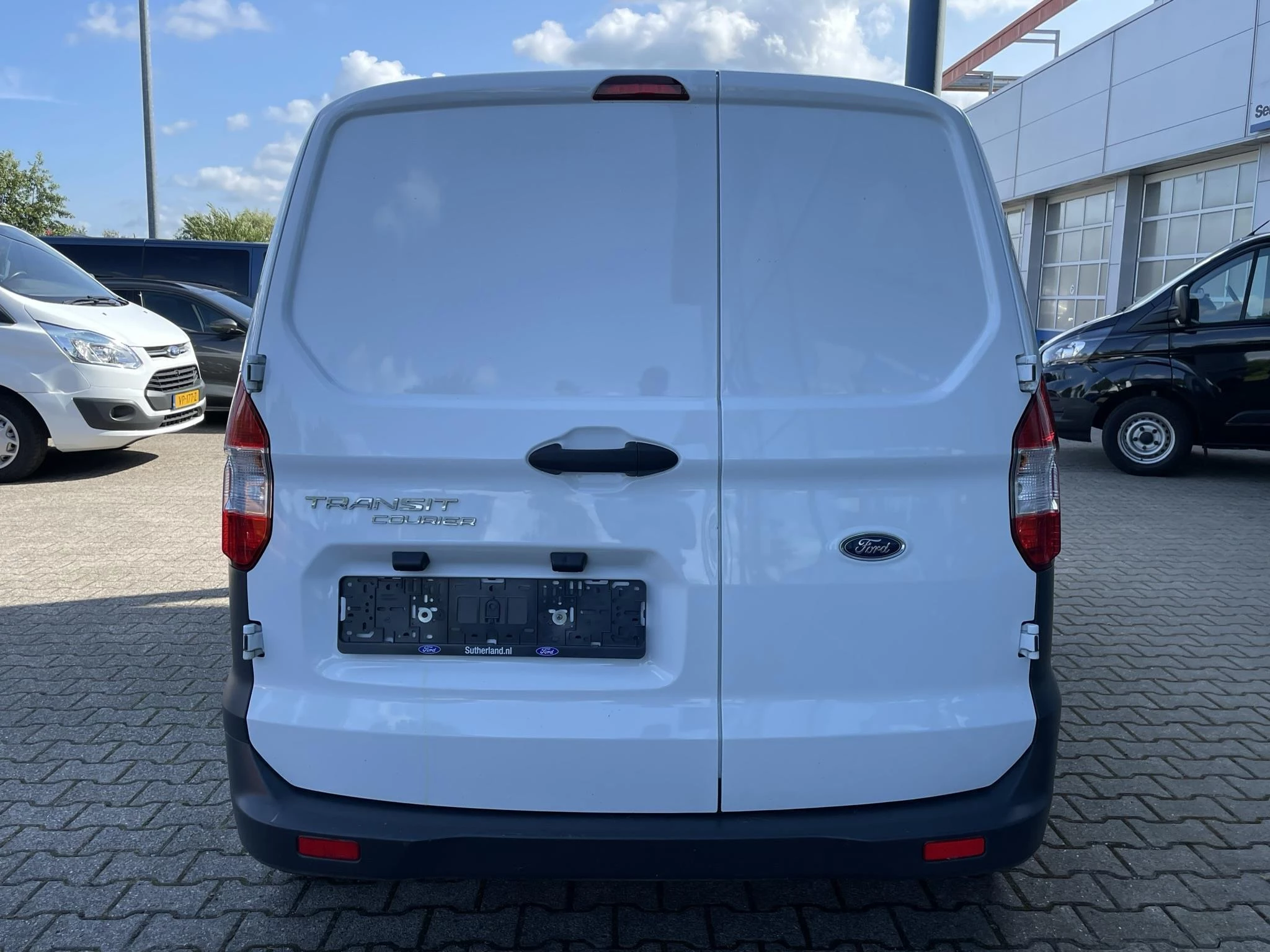 Hoofdafbeelding Ford Transit Courier