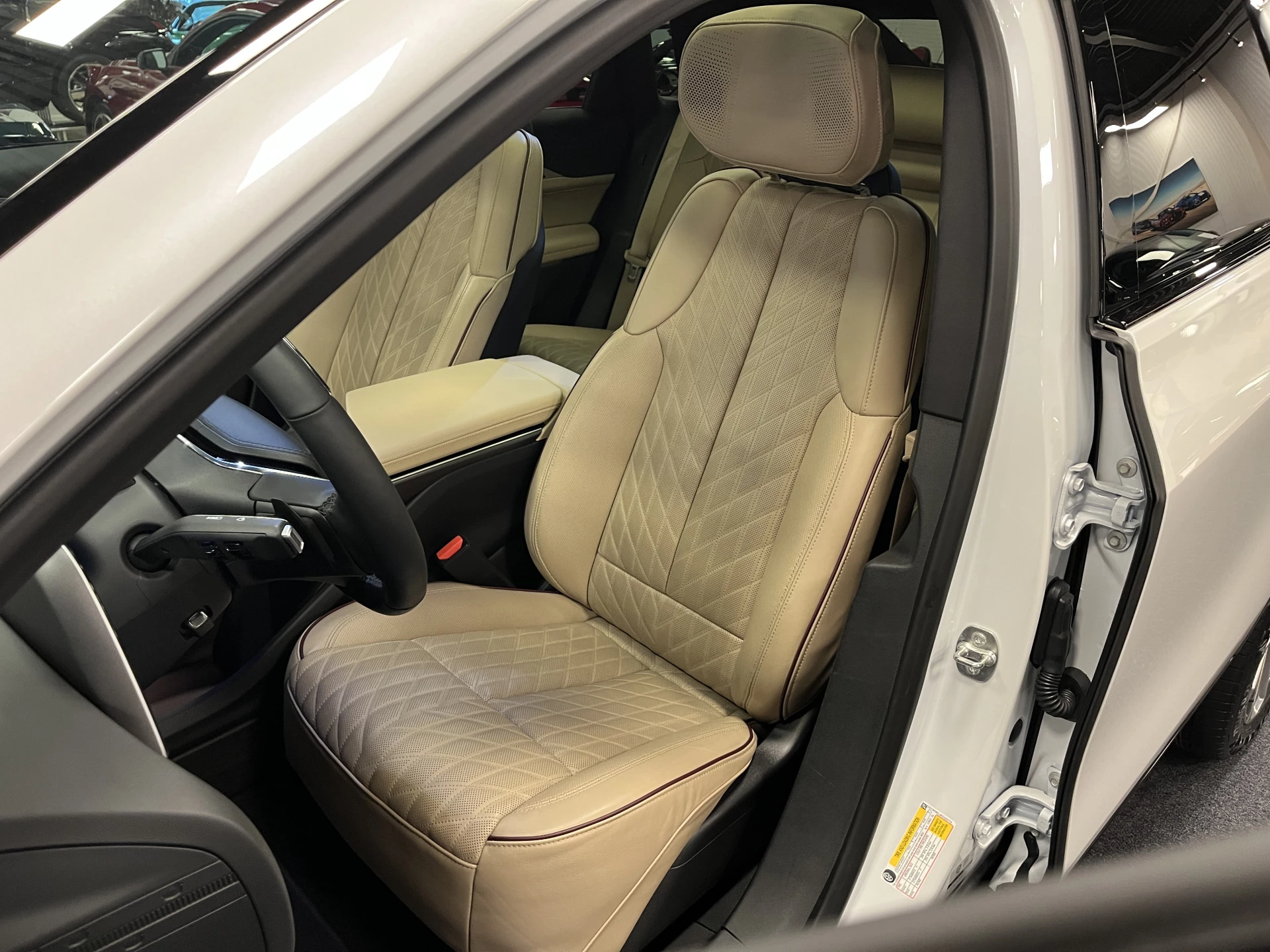 Hoofdafbeelding Cadillac LYRIQ