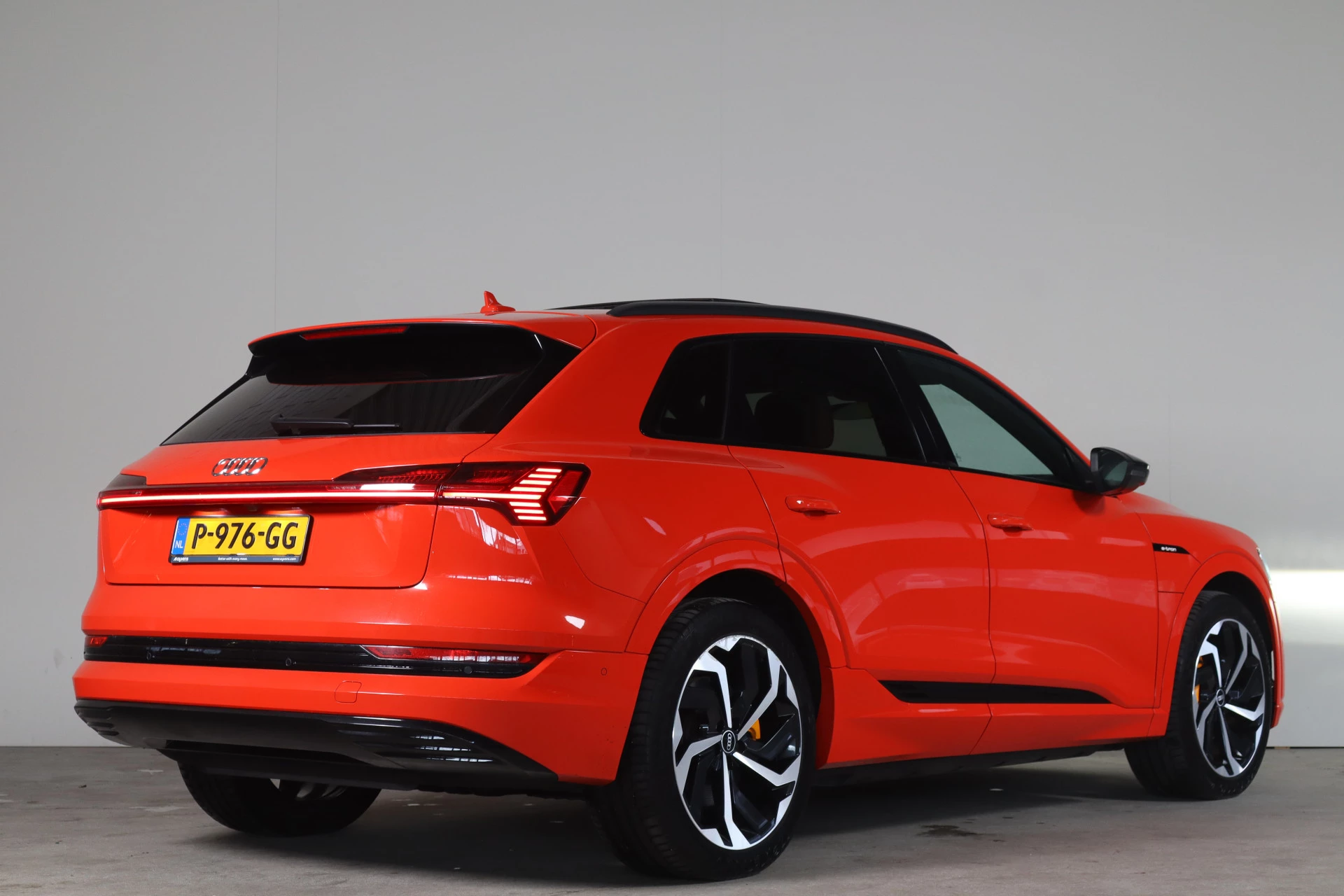 Hoofdafbeelding Audi e-tron