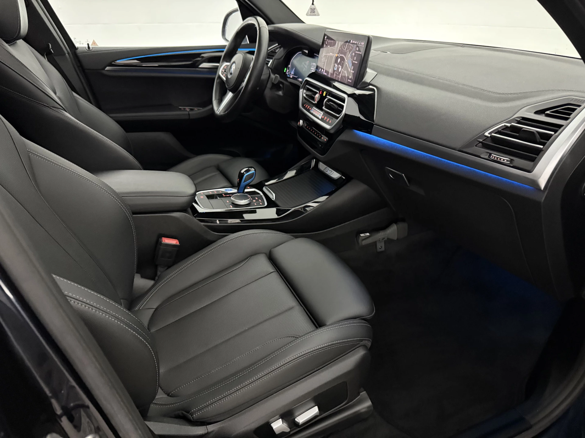 Hoofdafbeelding BMW iX3