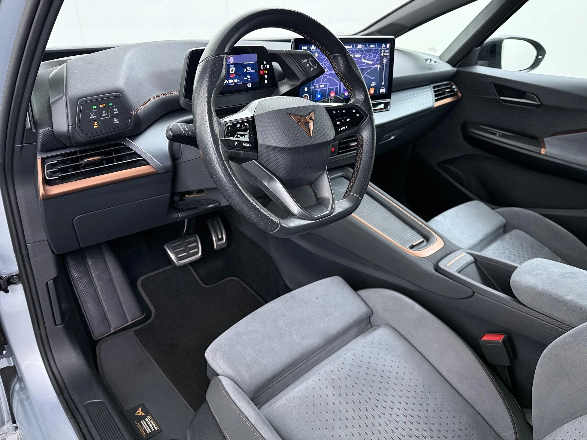 Hoofdafbeelding CUPRA Born