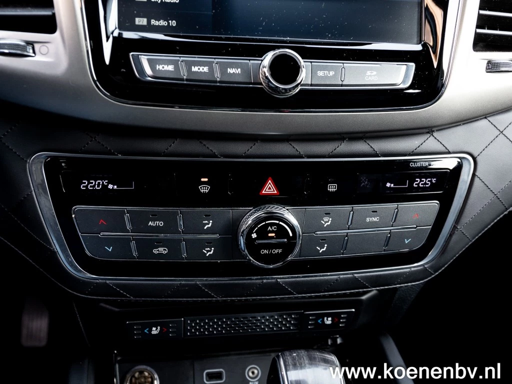 Hoofdafbeelding SsangYong Rexton