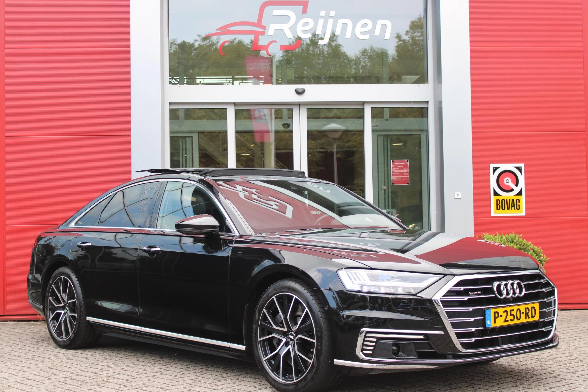 Hoofdafbeelding Audi A8