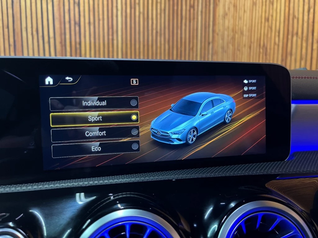 Hoofdafbeelding Mercedes-Benz CLA
