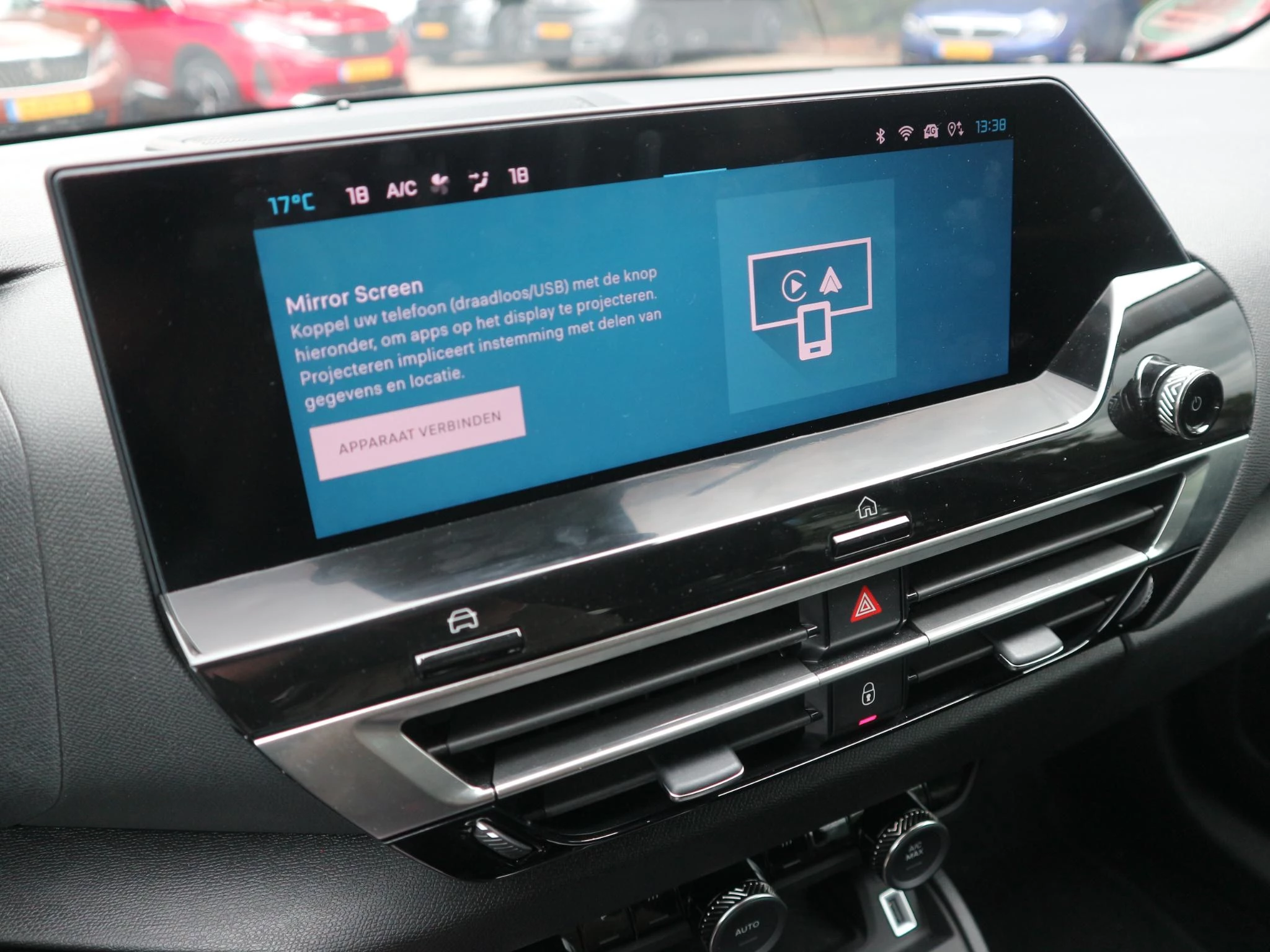 Hoofdafbeelding Citroën ë-C4