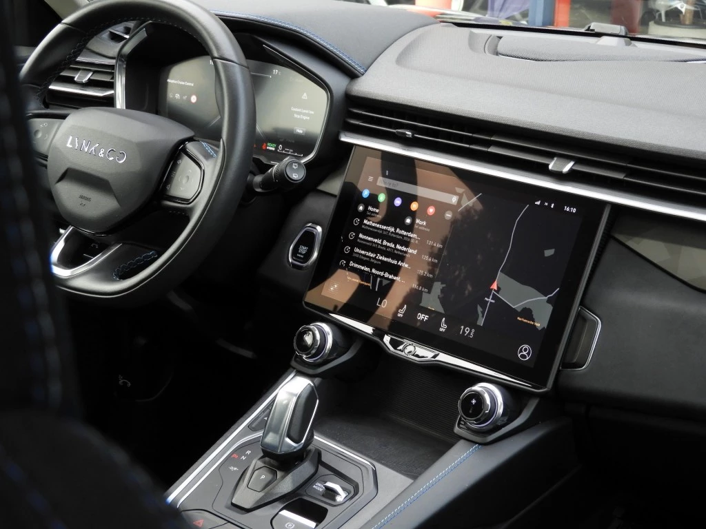 Hoofdafbeelding Lynk & Co 01