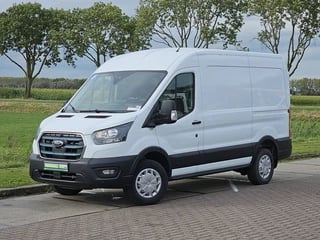 Hoofdafbeelding Ford E-Transit Ford E-Transit 350 L2H2 Trend 68 kWh 100% Elektrisch CarPlay Emissie-Vrij 360Camera + Navi + Stoelverwarming!