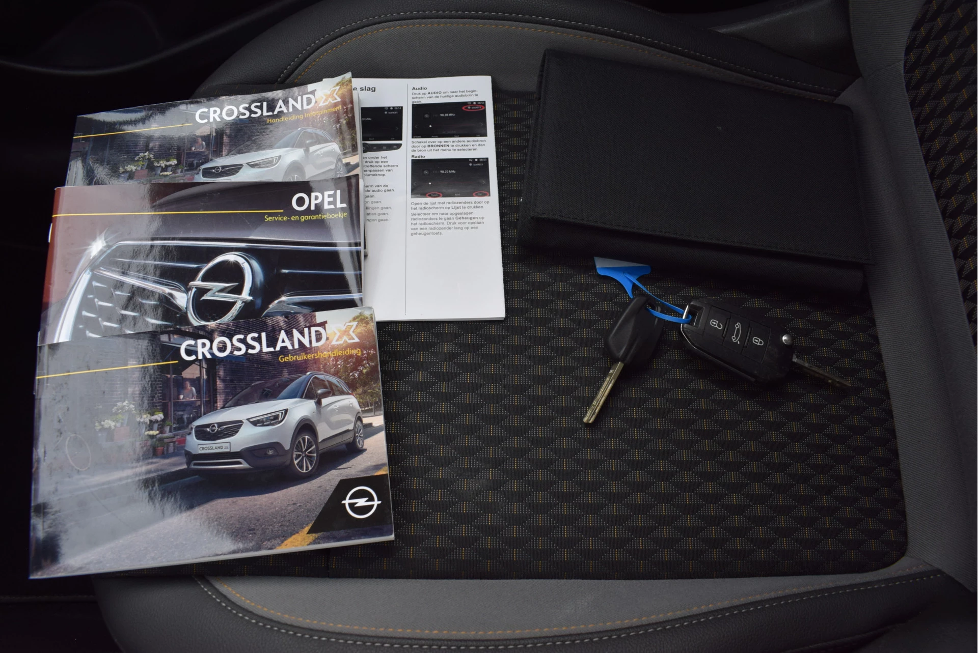 Hoofdafbeelding Opel Crossland X