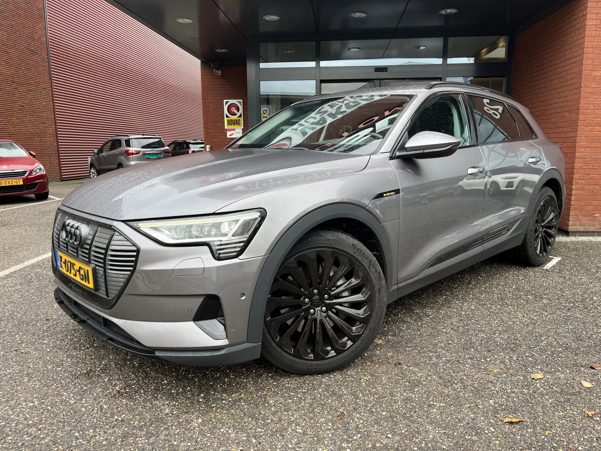 Hoofdafbeelding Audi e-tron