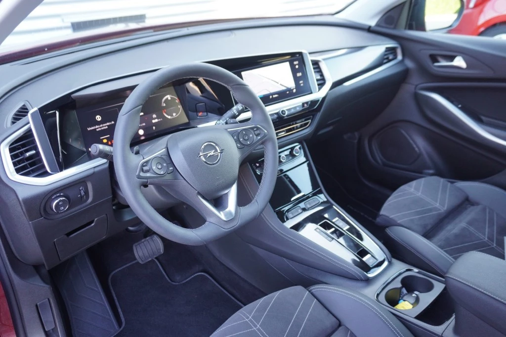 Hoofdafbeelding Opel Grandland